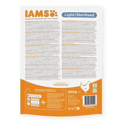 IAMS Trockenfutter Light in fat/Sterilised Adult mit frischem Huhn 800g